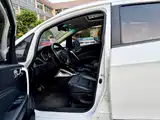 Фото 6 - Geely Vision X3