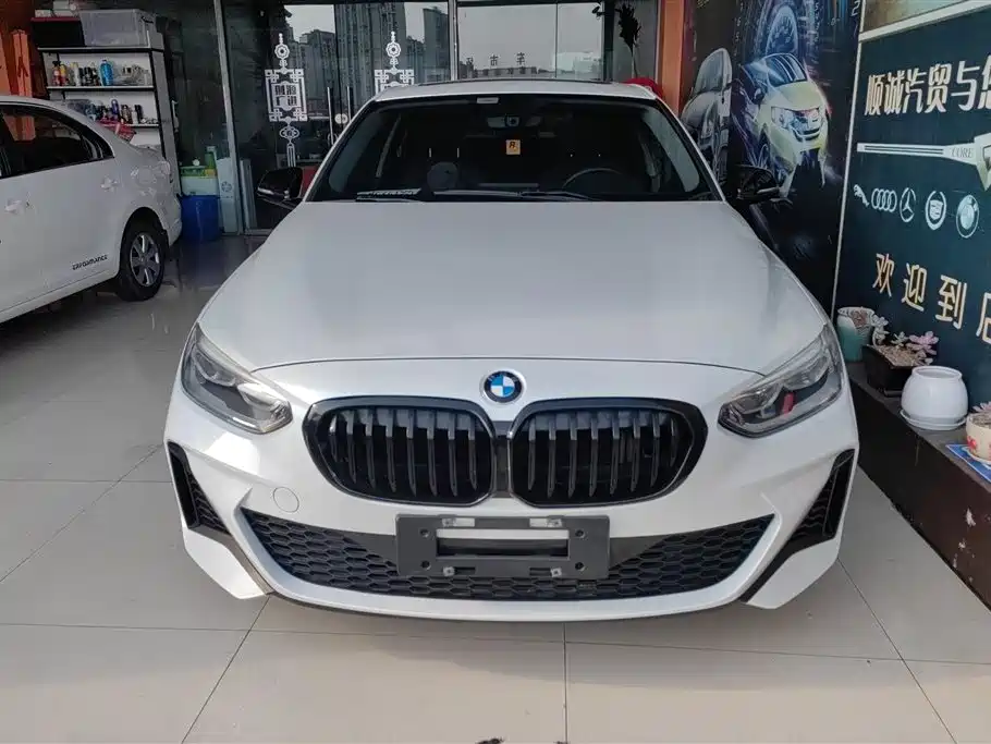 BMW 1 Series 2021 Facelift 120i M Sport фото 2