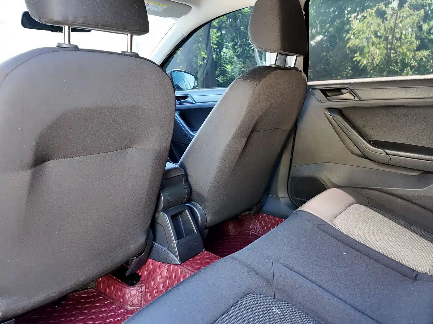Volkswagen Jetta 2019 Dream Edition 1.4L Manual Fashion фото 10