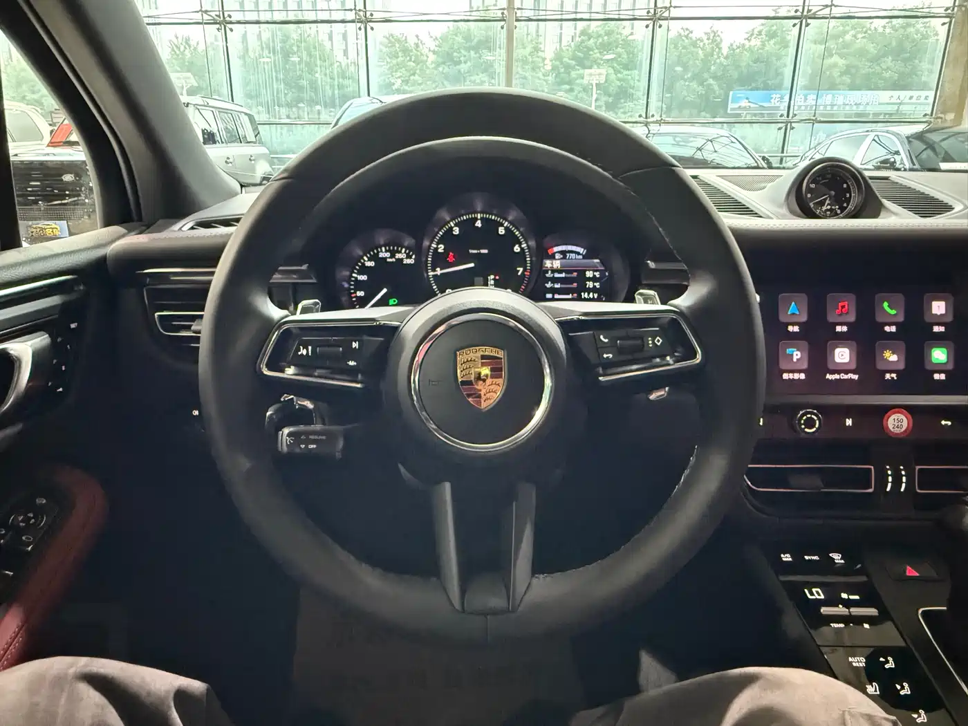 Porsche Macan 2026 Macan 2.0T Dream Pursuit Edition фото 12