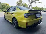 Фото 8 - Lynk & Co 03