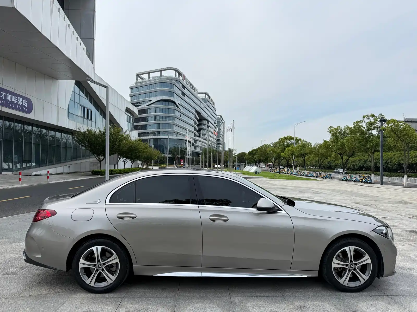 Фото 9 - Mercedes-Benz C-Class