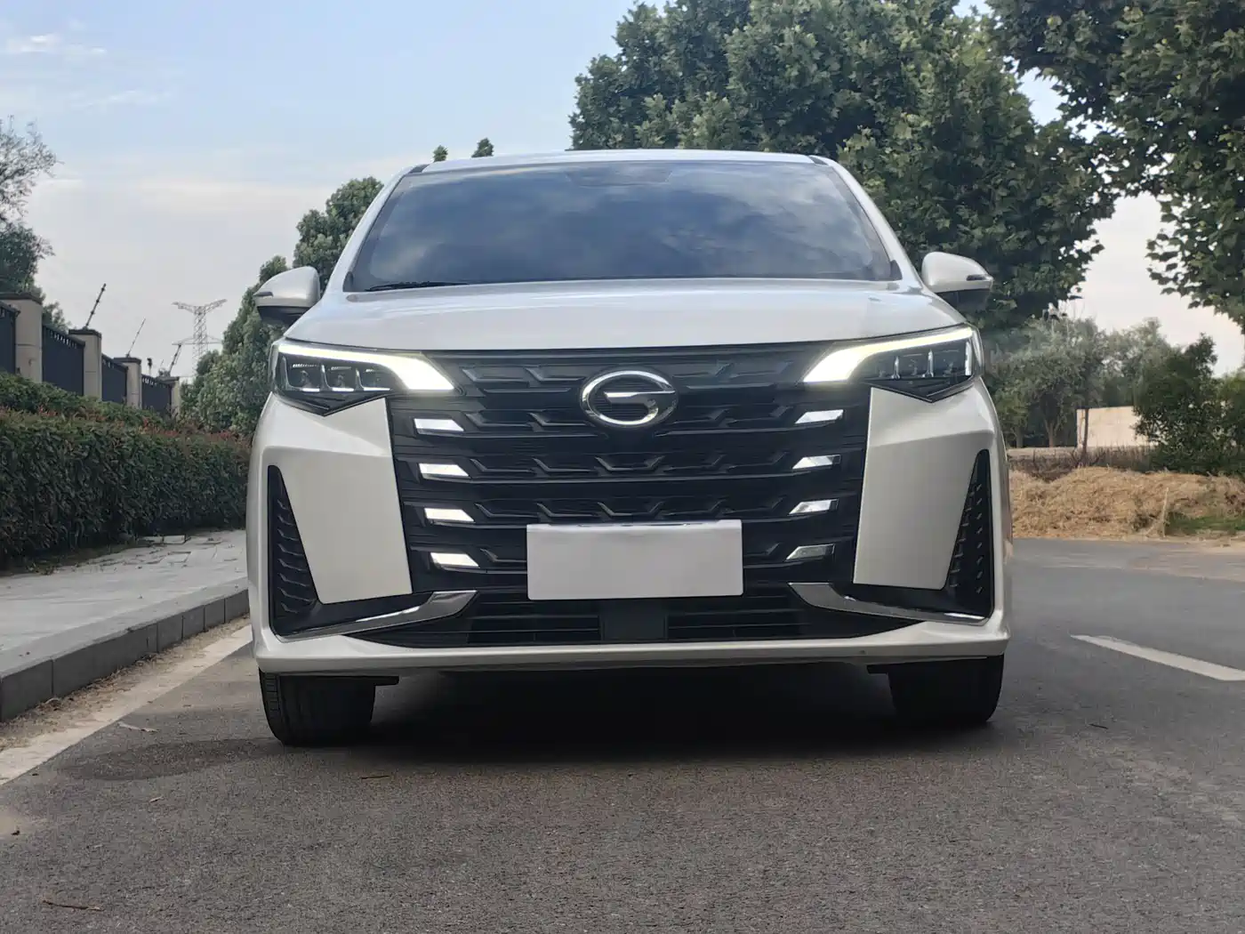 GAC Trumpchi Trumpchi M6 2023 PRO 270T DCT Luxury Edition фото 2