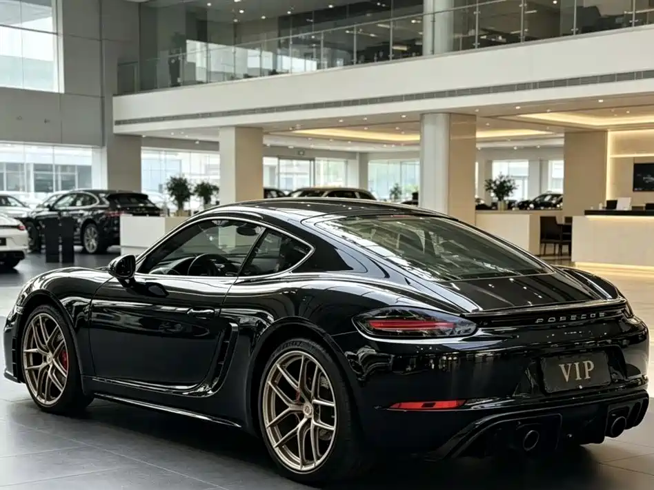 Porsche 718 2020 Cayman 2.0T фото 8