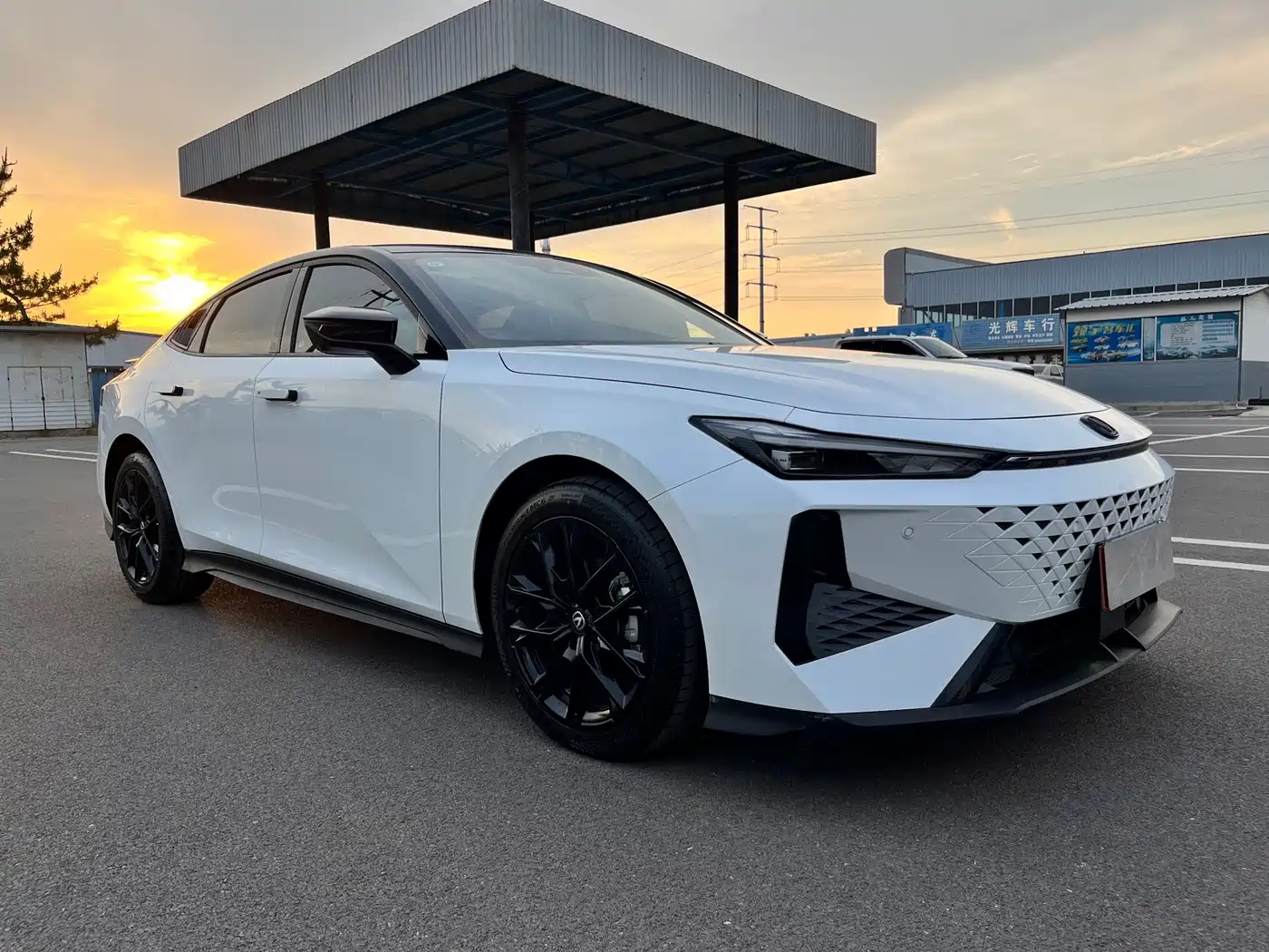 CHANGAN UNI-V