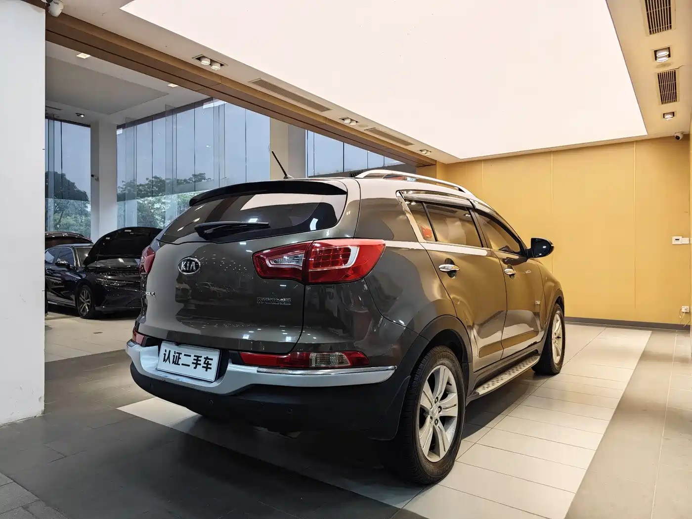 Kia Sportage 2014 2.0L Manual 2WD GLS Edition фото 28