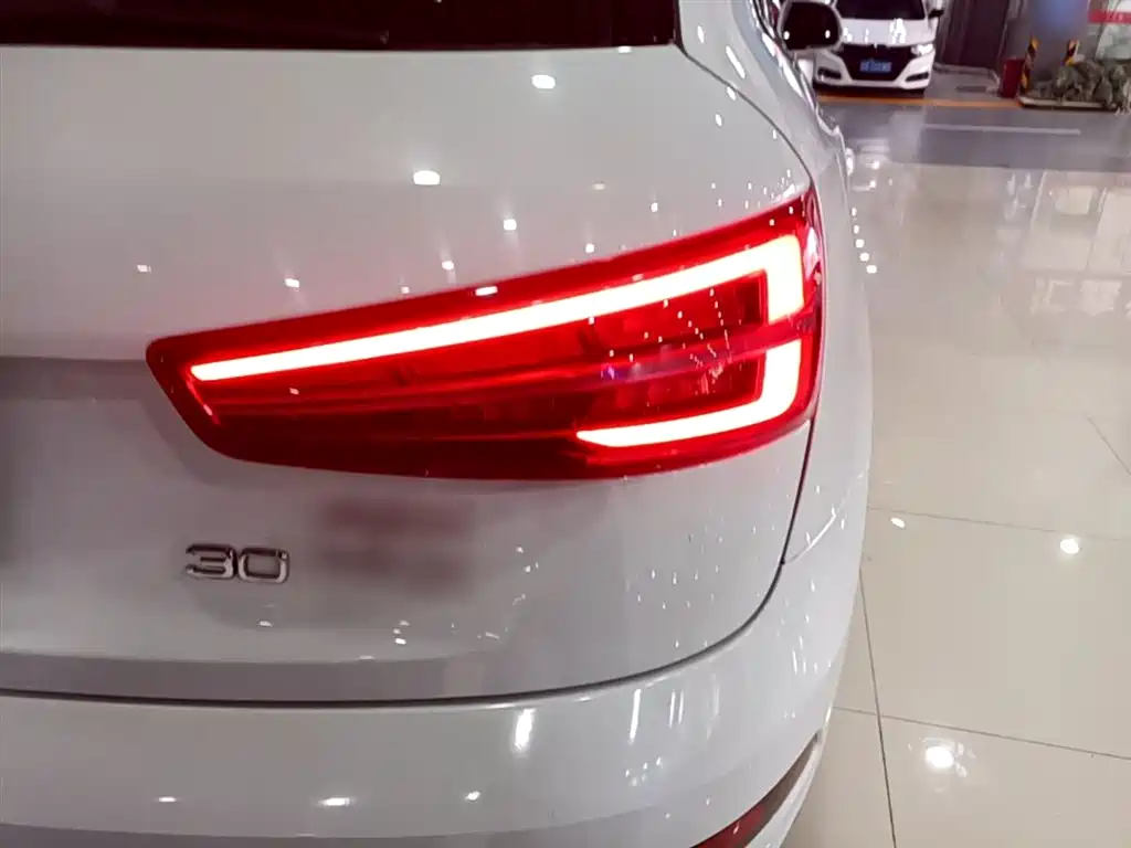 Audi Q3 2017 30 TFSI Fashion фото 8