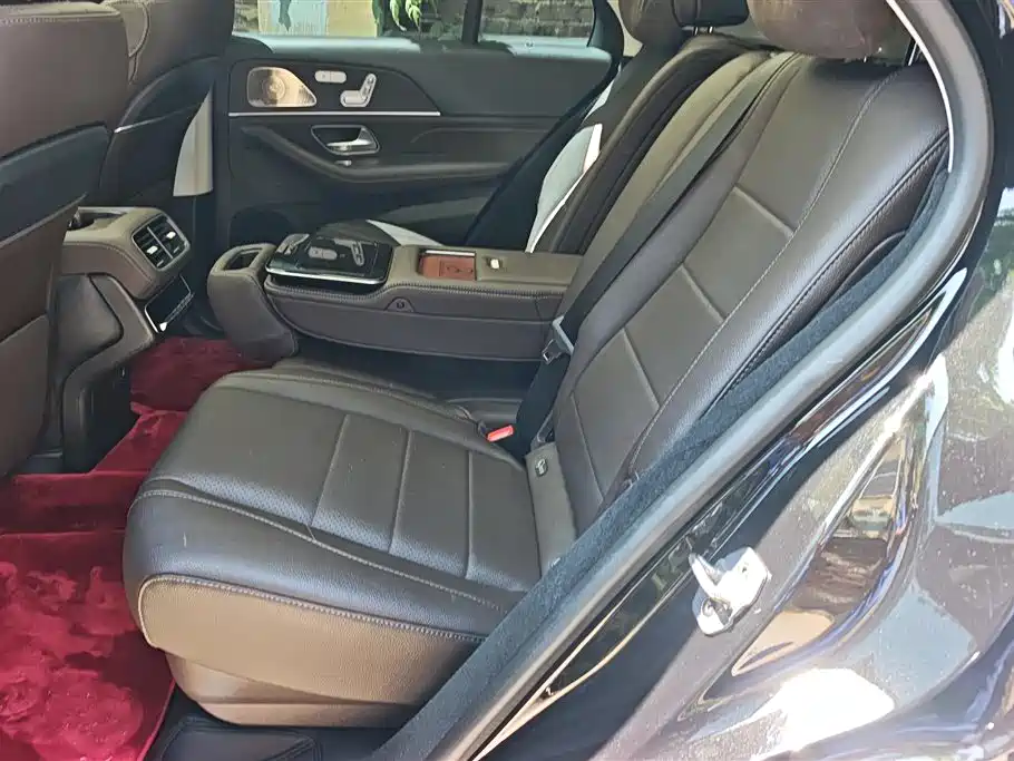 Mercedes-Benz GLE 2023 GLE 450 4MATIC Luxury фото 11