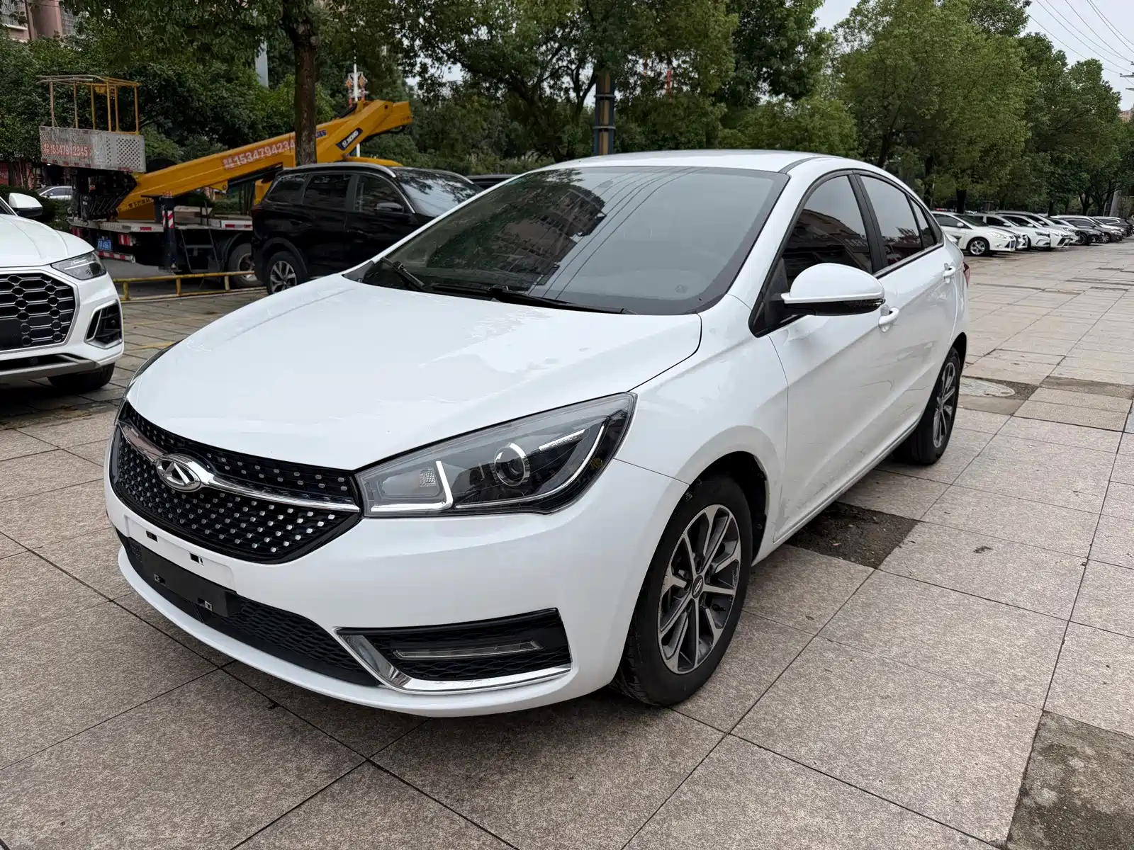 Фото 1 - Chery Arrizo 5