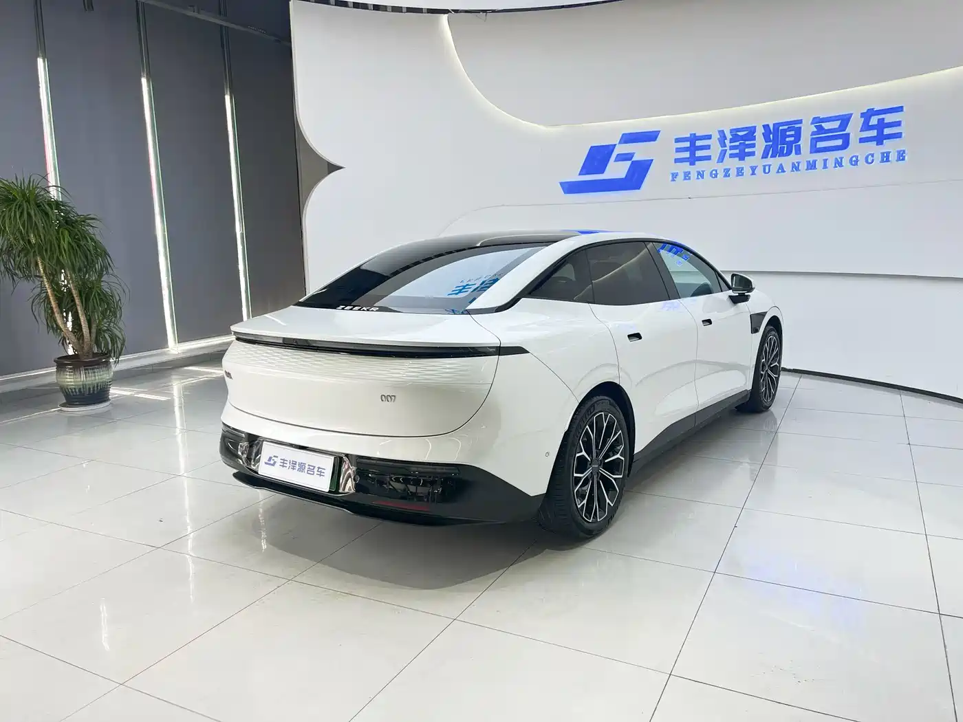 2026 ZEEKR 007