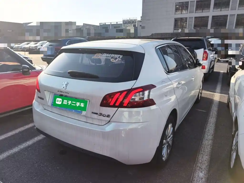 صورة 7 - Peugeot 308S