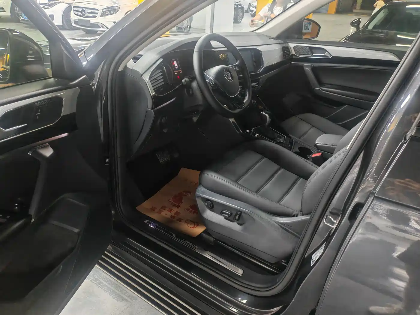 Volkswagen Tayron 2019 330TSI 2WD Luxury China VI фото 8