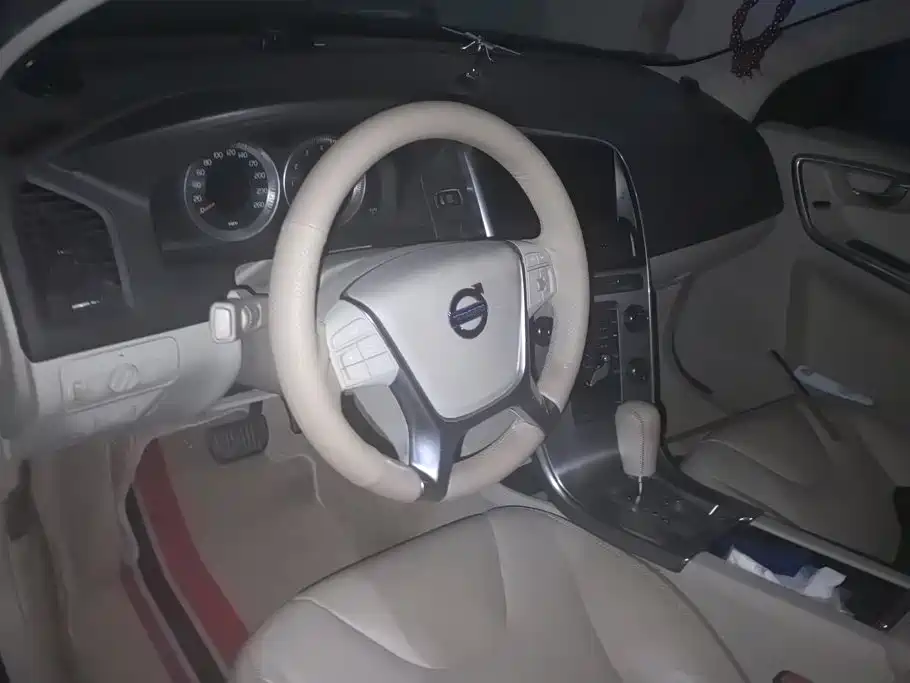 Photo 12 - Volvo XC60 (Import)