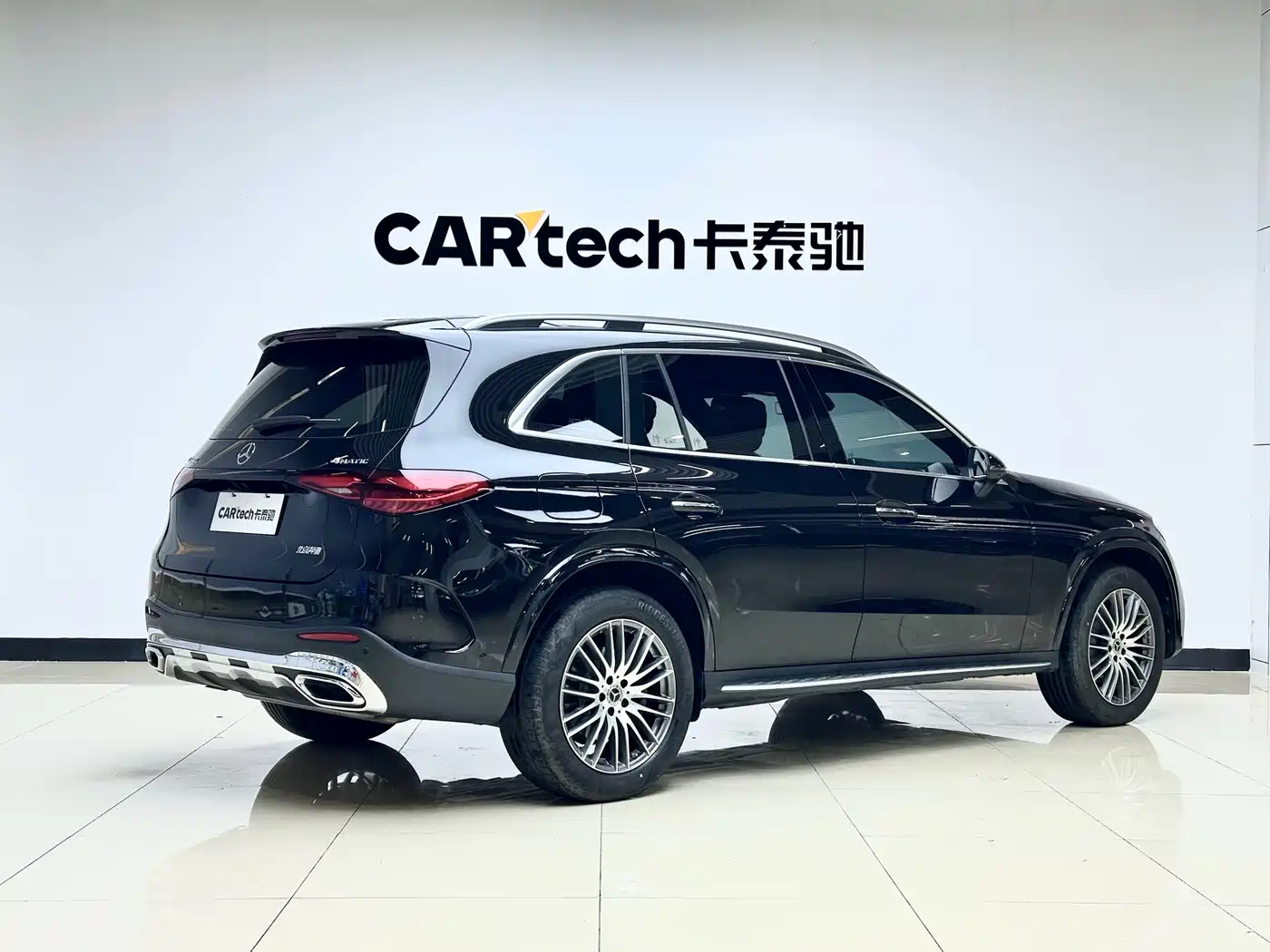 Mercedes-Benz GLC 2023 Facelift GLC 300 L 4MATIC Sport 5-Seater фото 4