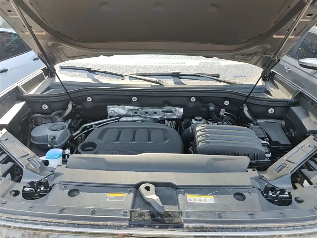 Volkswagen Teramont 2025 Teramont Pro 450TSI 4WD Summit Edition фото 20