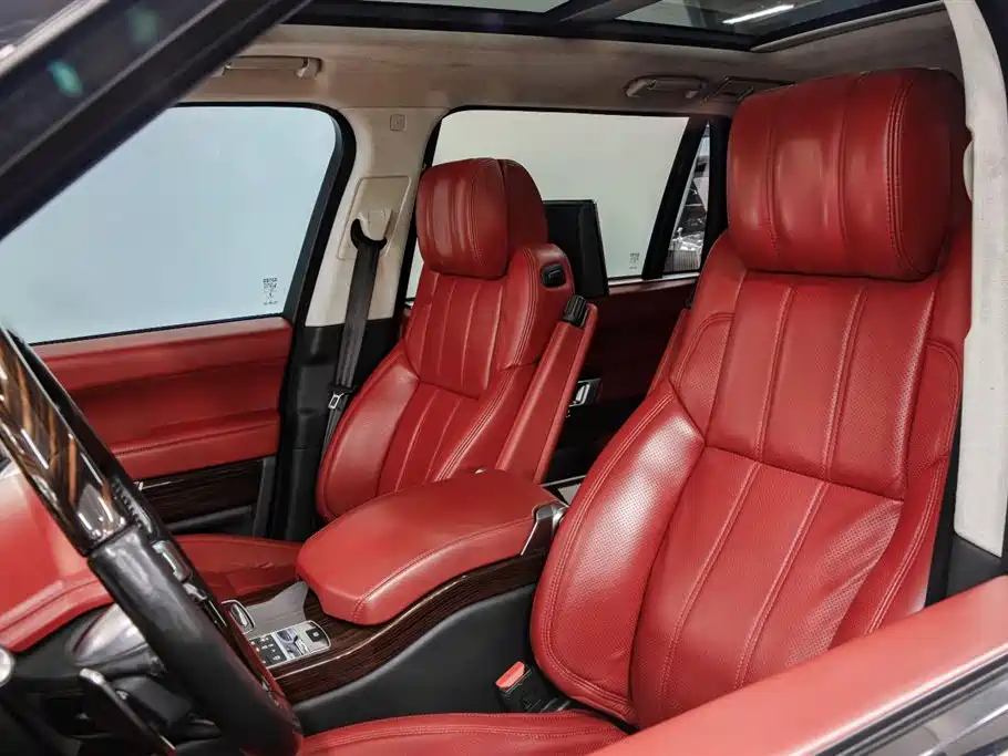 Land Rover Range Rover 2015 3.0 TDV6 Vogue фото 11
