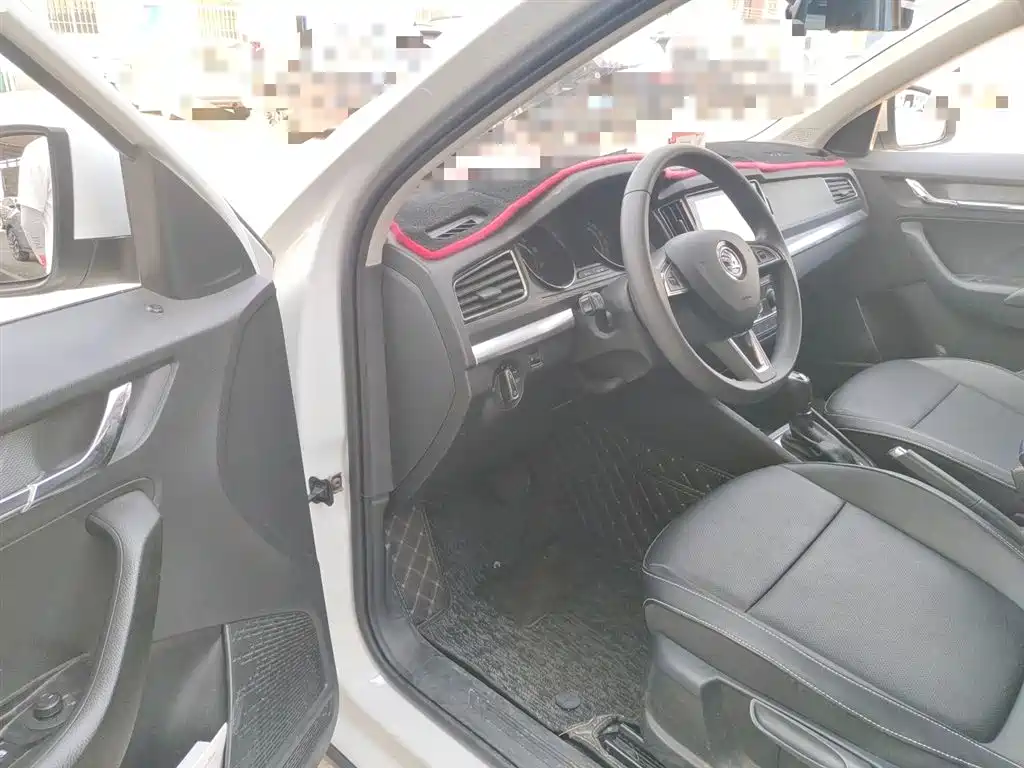 Škoda Kamiq 2023 Facelift 1.5L Auto Comfort Edition фото 13