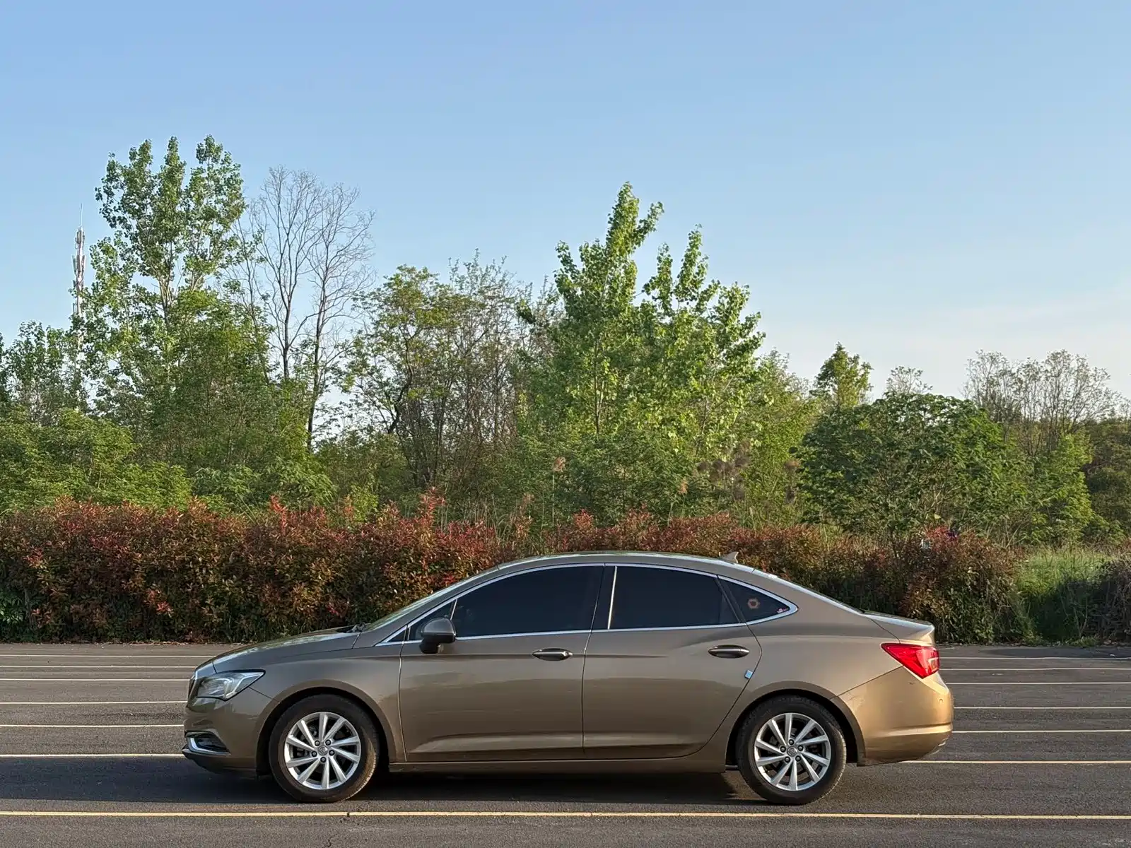 Фото 12 - Buick Verano
