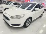 Фото 2 - Ford Focus