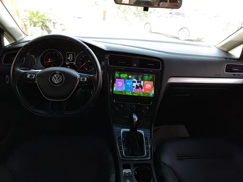 Volkswagen Golf 2018 230TSI Automatic Comfort фото 10