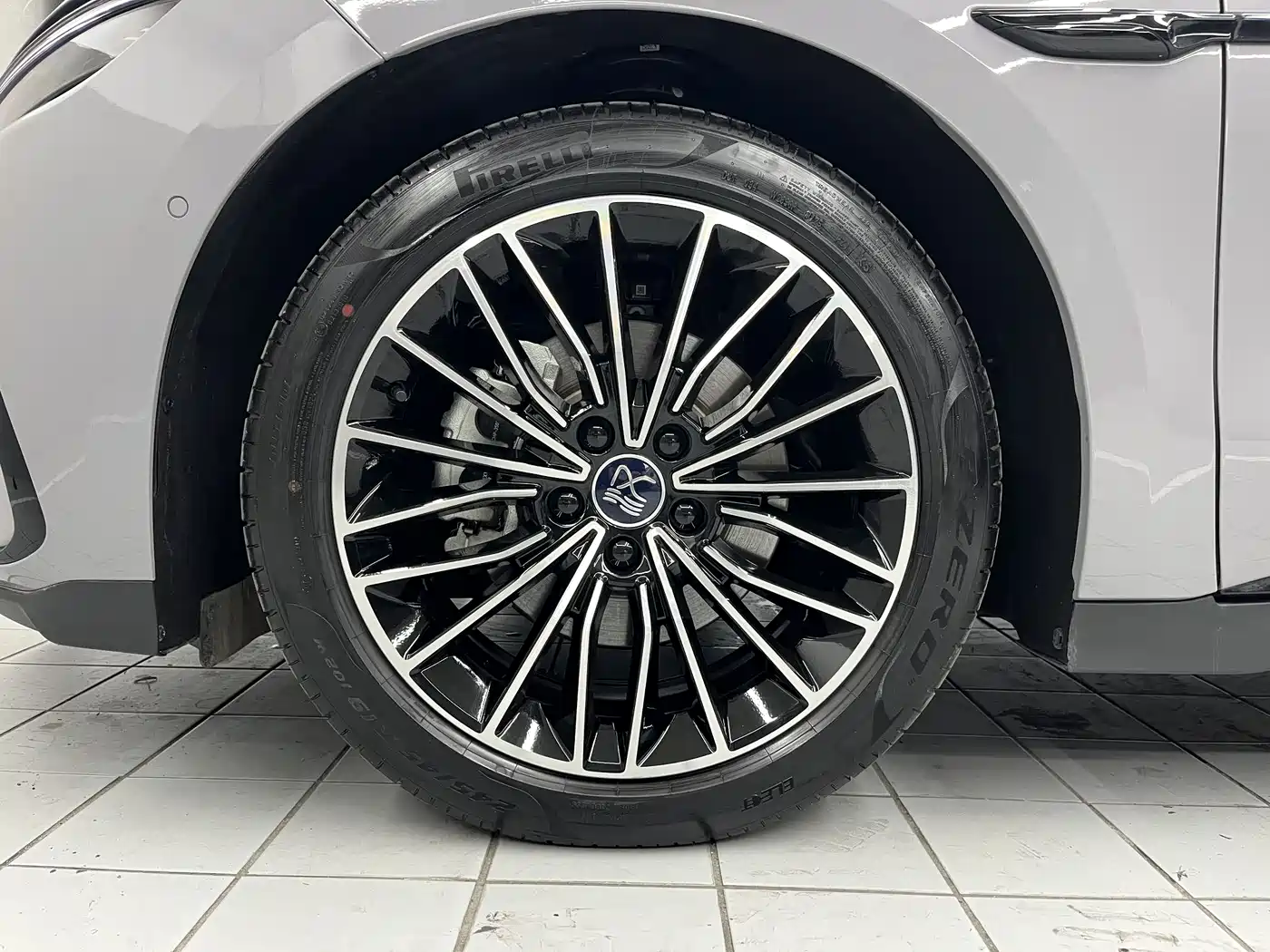 BYD Han 2025 DM-i Smart Driving Edition 125KM LiDAR Flagship фото 20