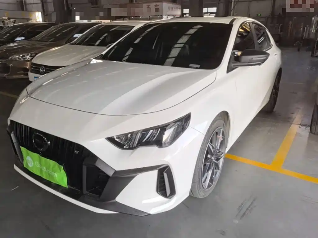 Photo 1 - GAC Trumpchi Trumpchi Emkoo
