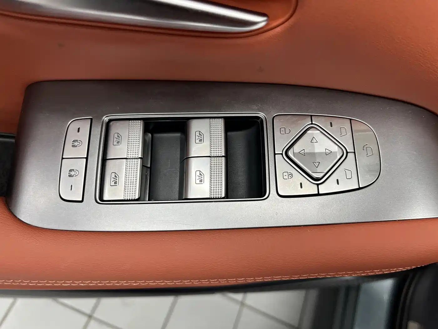 BYD Tang L 2025 DM 175KM Drone Player Edition фото 8