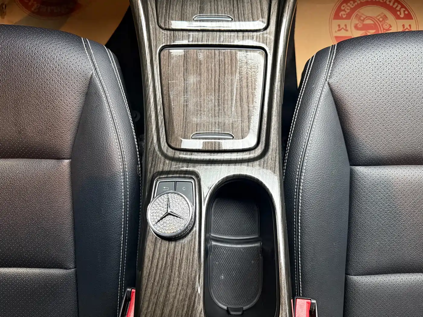 Mercedes-Benz GLA 2015 GLA 200 Dynamic фото 34