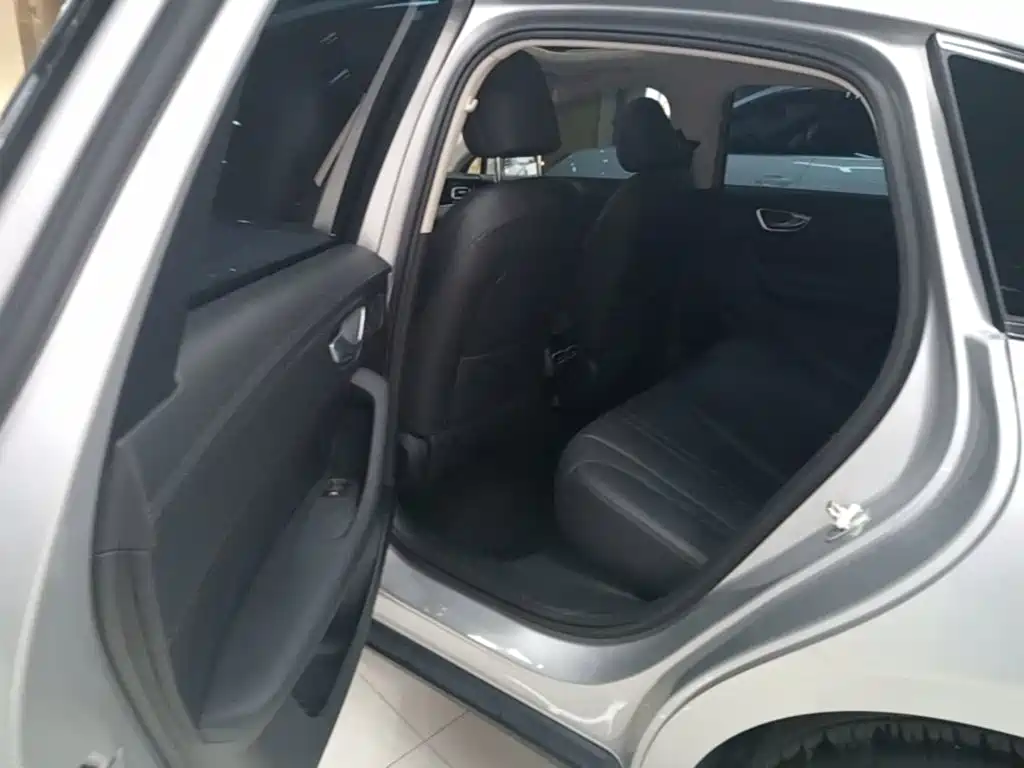 Roewe D7 2025 2025 DMH 125km World Champion Edition