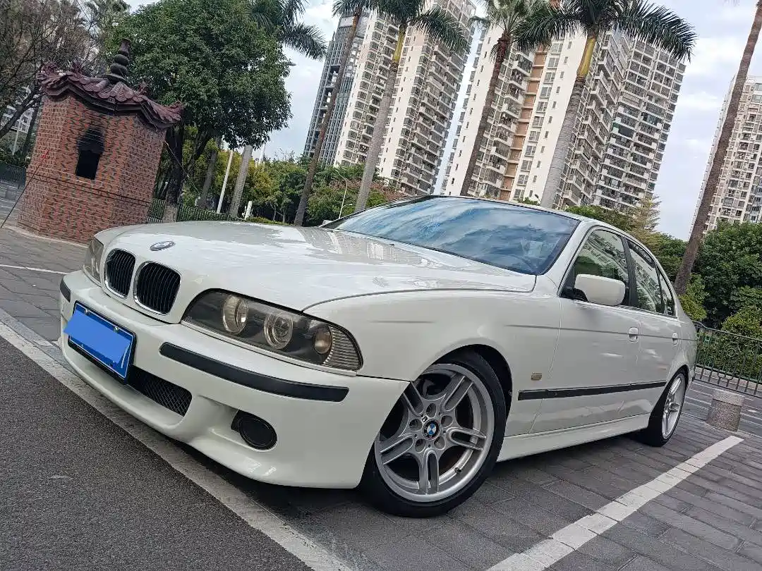 BMW 5 Series (Import) фото 4