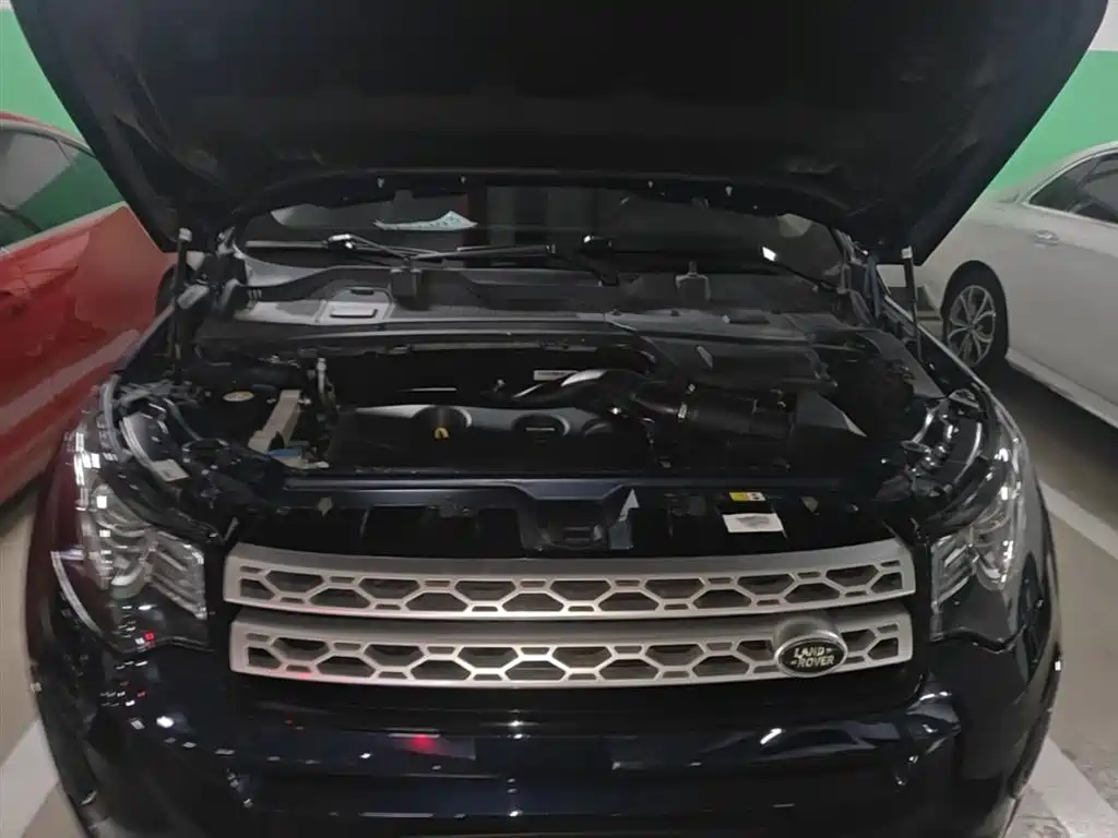 Land Rover Discovery Sport 2017 2.0T HSE фото 20