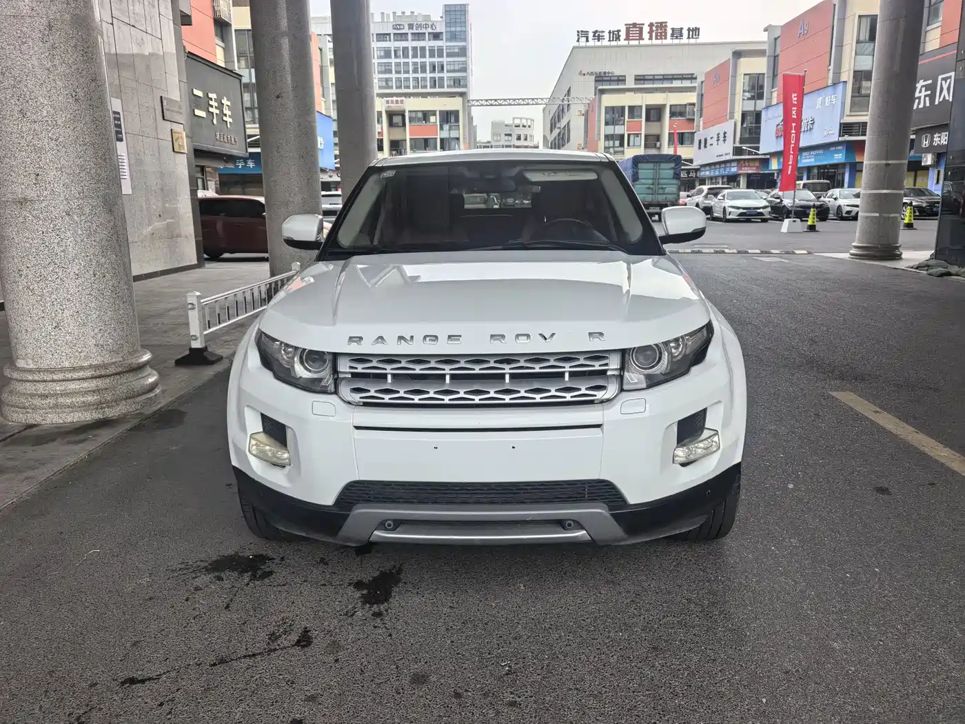 Land Rover Range Rover Evoque (Import) 2012 2012 2.0T 5-door Premium Edition