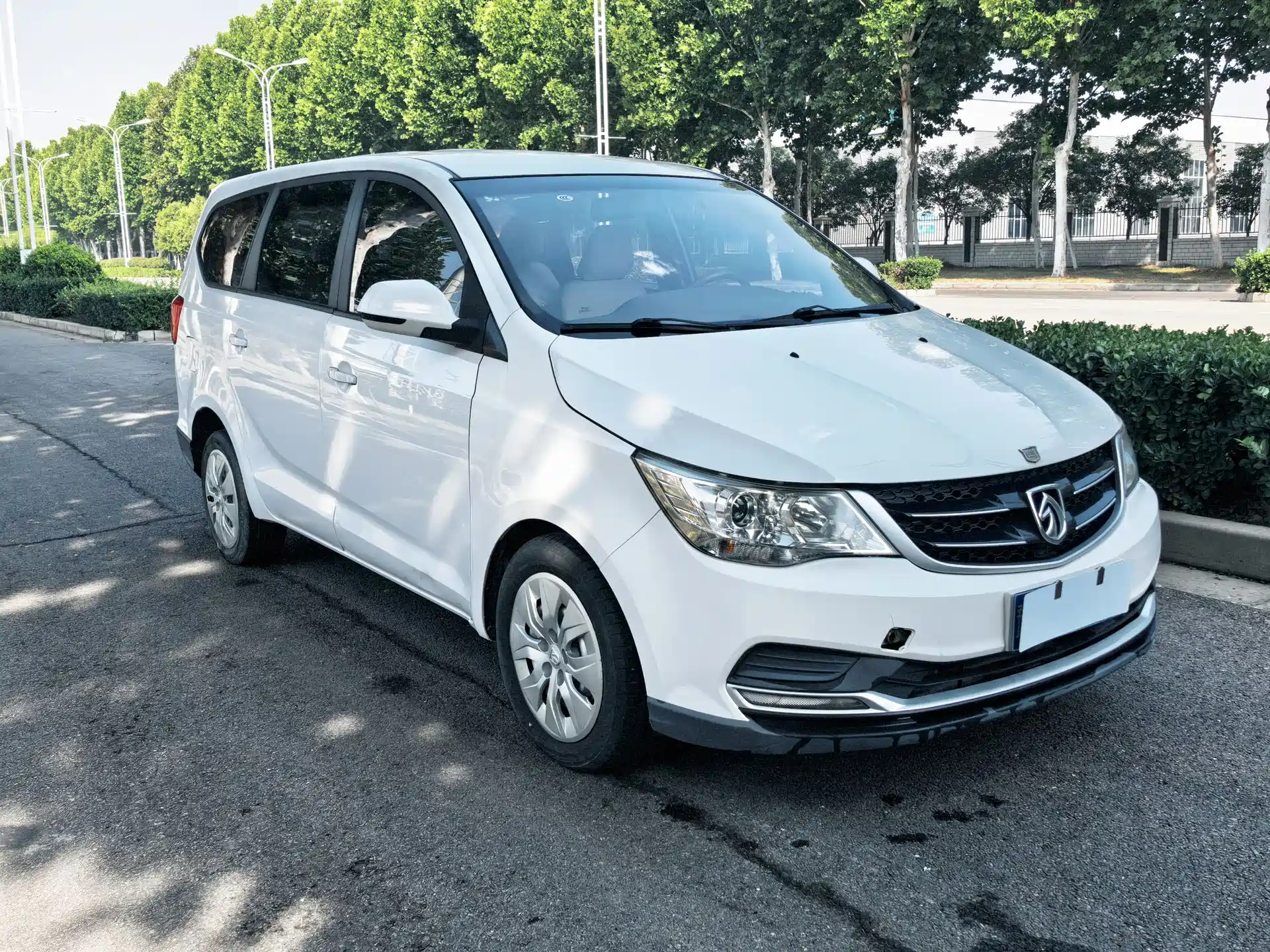 Фото 3 - Baojun 730