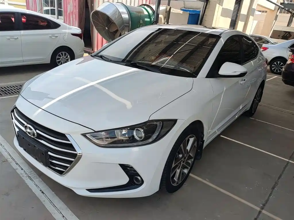 Hyundai Elantra 2016 Model 1.6L Automatic Smart Elite