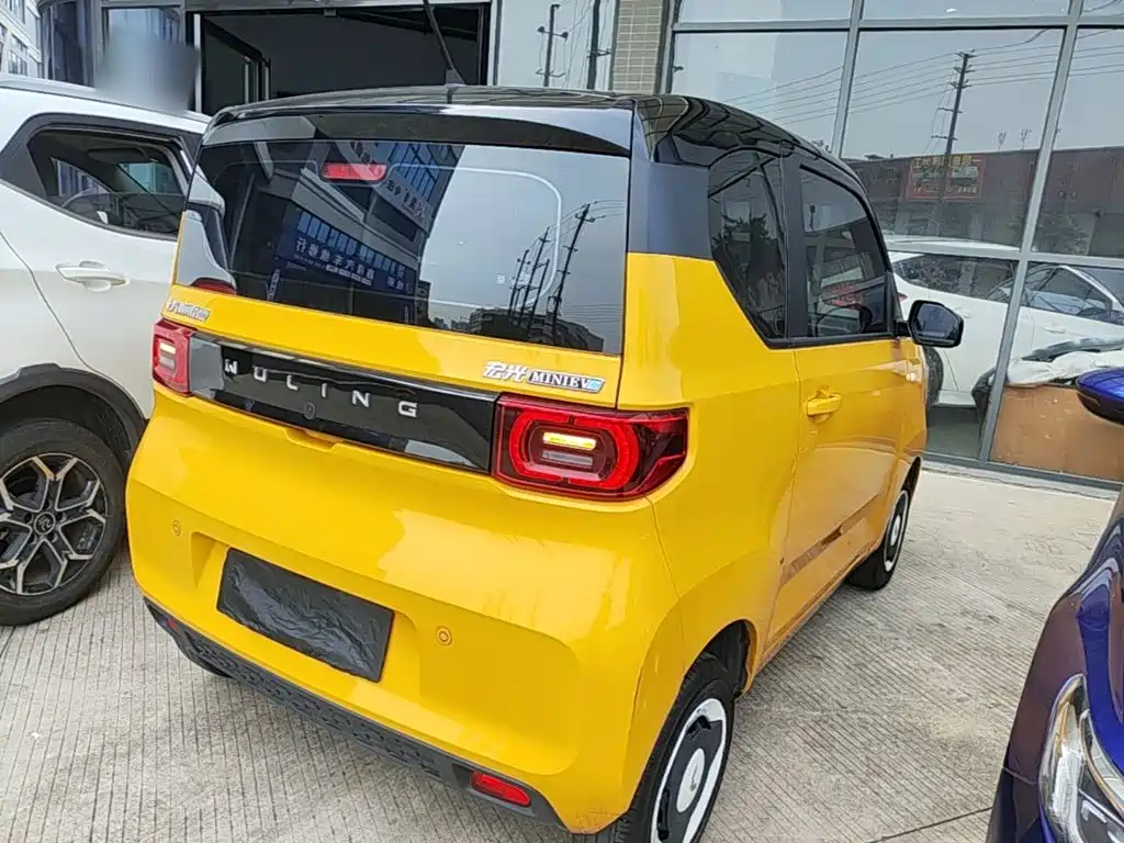 Фото 7 - Wuling Motors Hongguang MINIEV