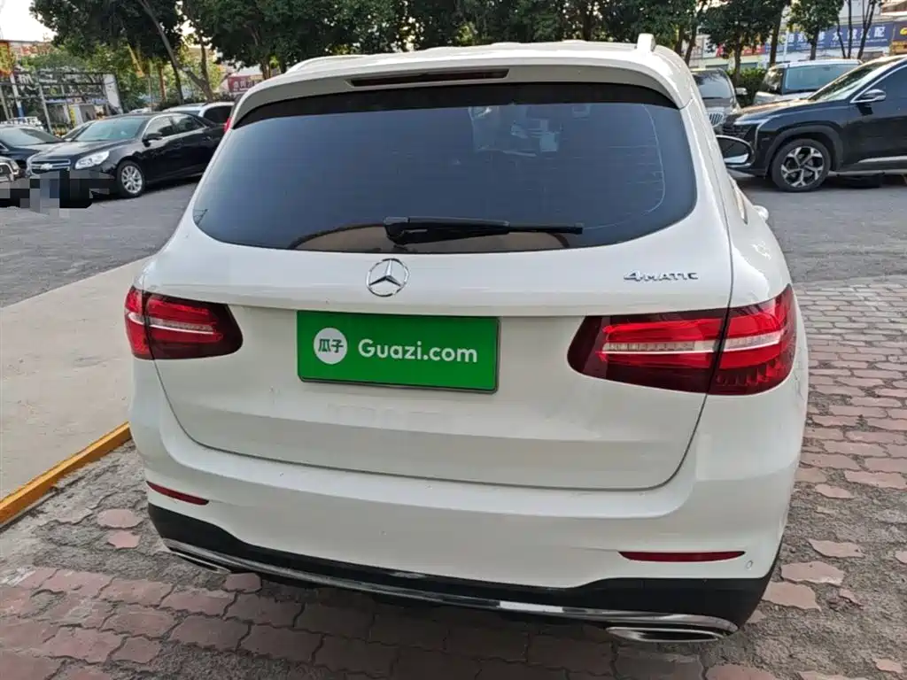 Mercedes-Benz GLC 2018 GLC 300 4MATIC Dynamic фото 6