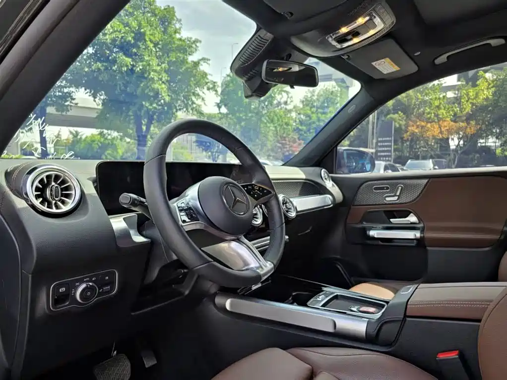 Mercedes-Benz GLB 2024 GLB 220 Fashion фото 15