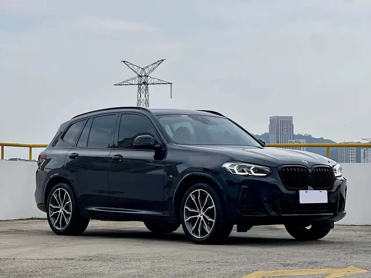 BMW X3 2023 Facelift xDrive30i Leading M Night Package фото 3