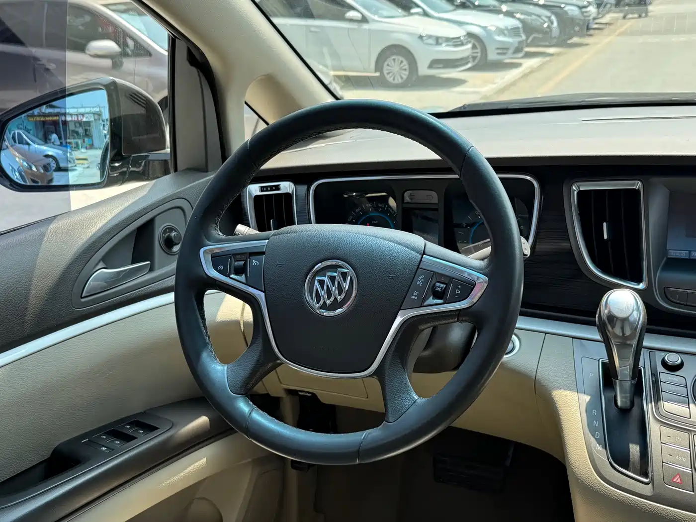 Buick GL8 2013 3.0L GT Luxury Business Elegance Edition фото 12
