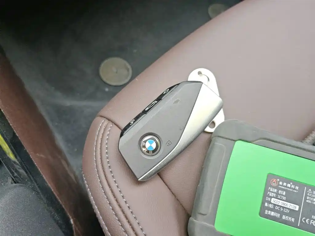 BMW iX1 2023 eDrive25L M Sport Package фото 15