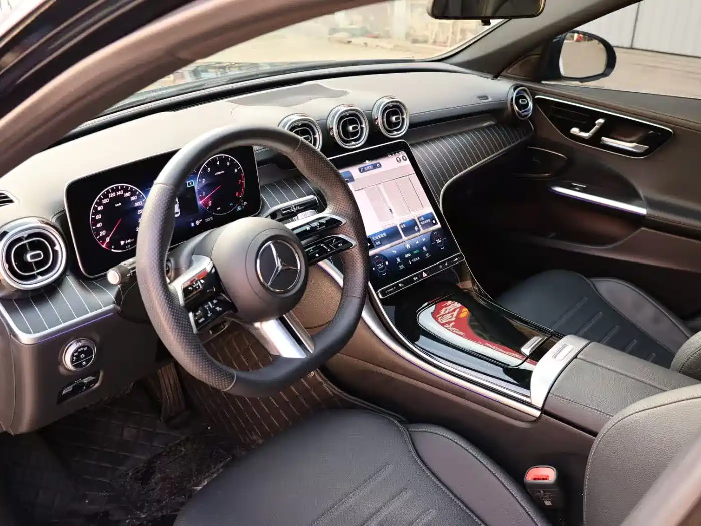 Mercedes-Benz C-Class 2024 C 260 L Sport фото 6