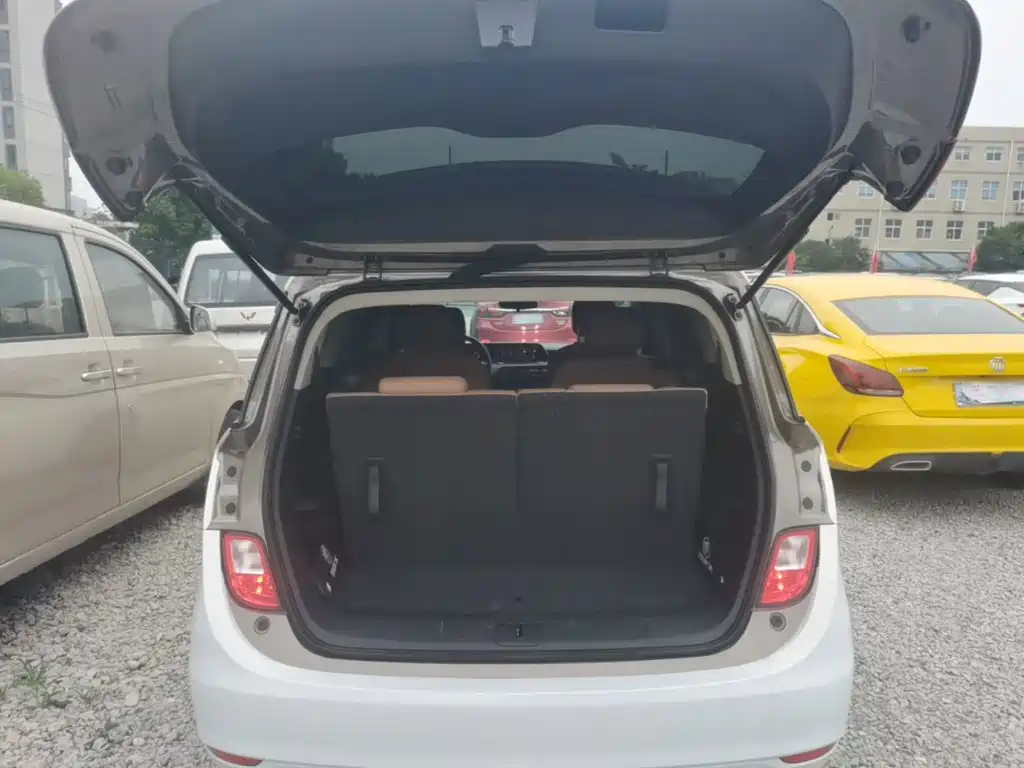 Buick GL6 2022 2021 323T Mild Hybrid Connected Luxury