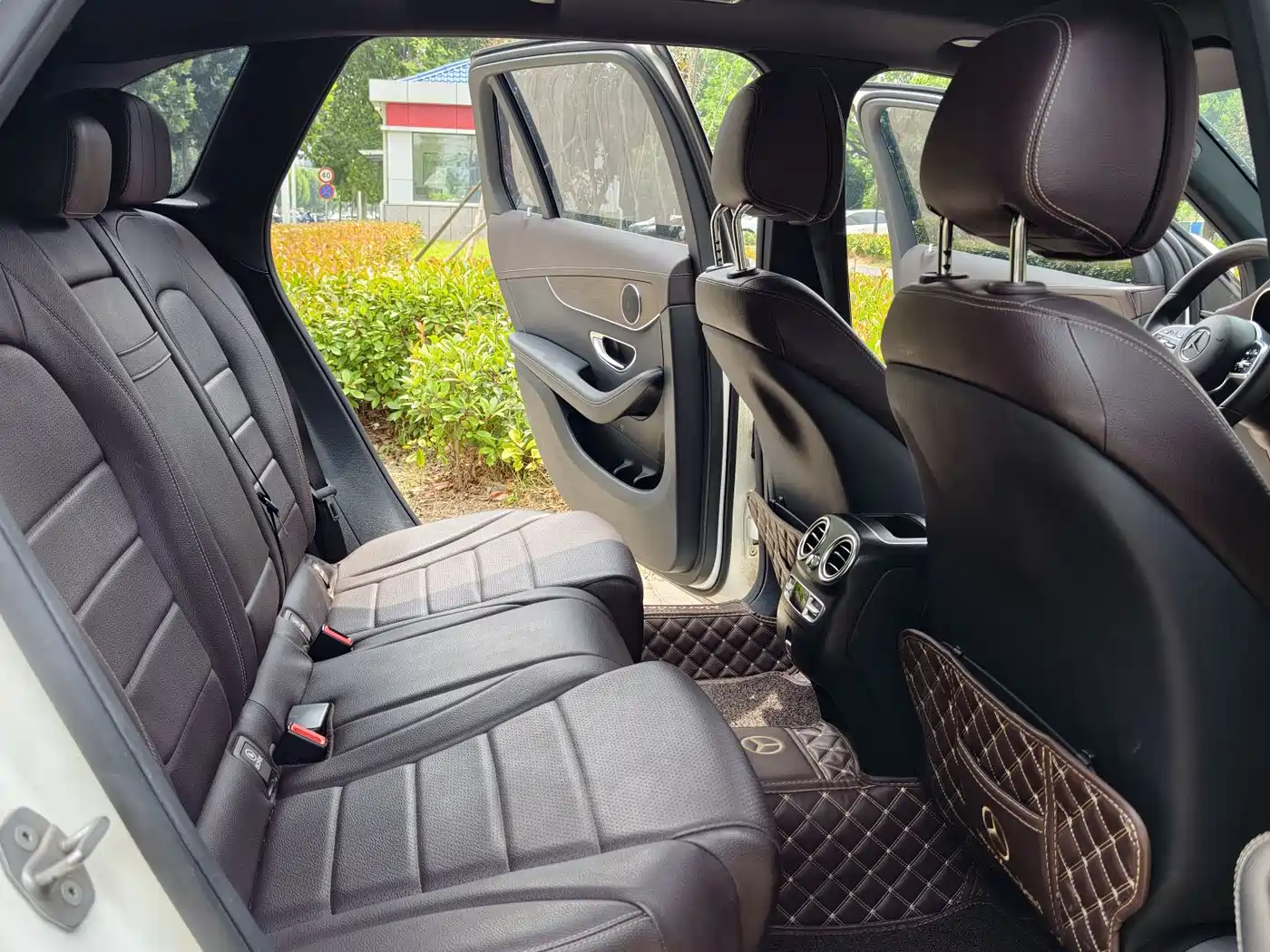 Mercedes-Benz GLC 2022 Model GLC 260 L 4MATIC Luxury Edition фото 13