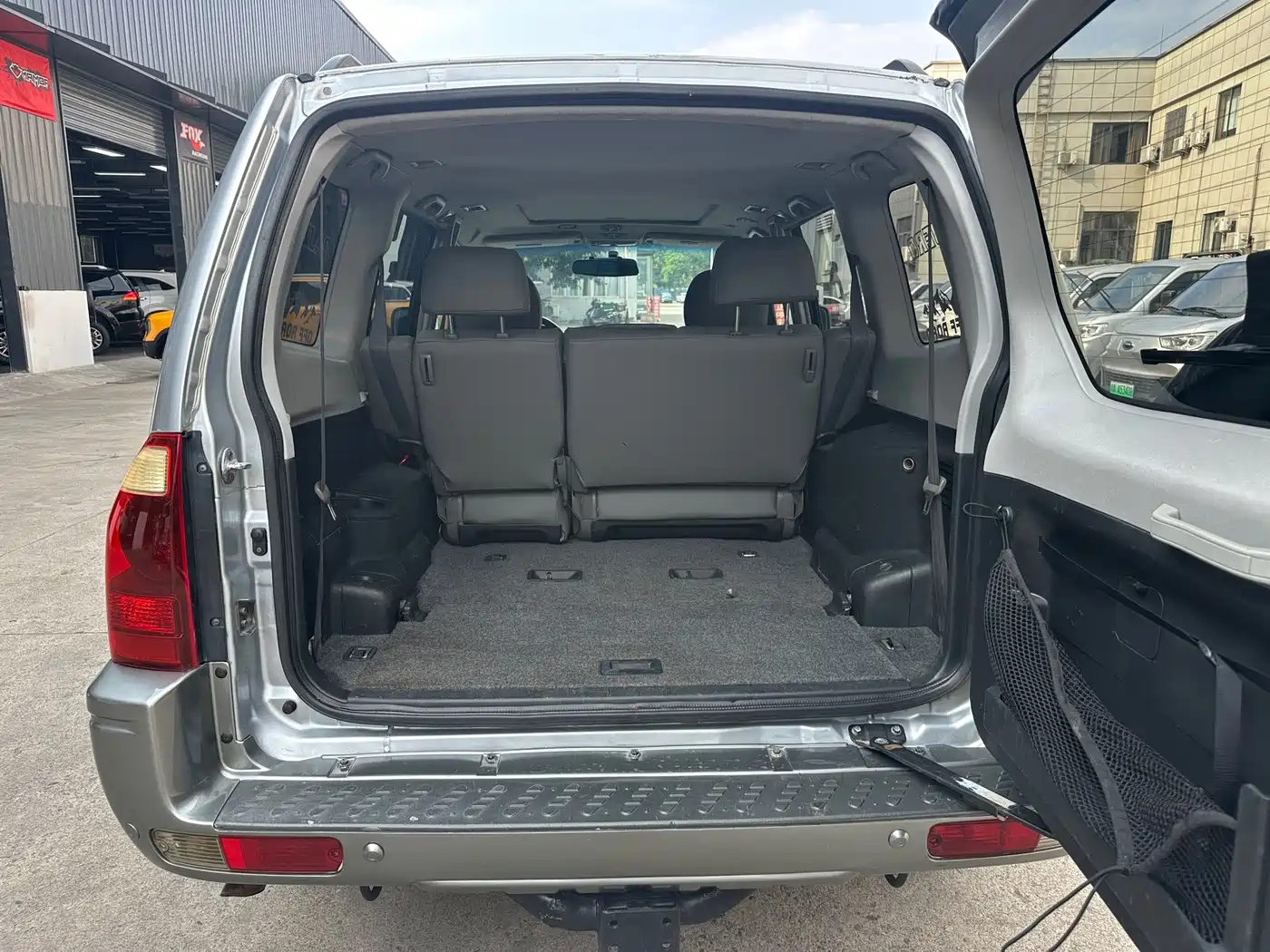 Mitsubishi Pajero 2006 2006 Model 3.8L AT GLS
