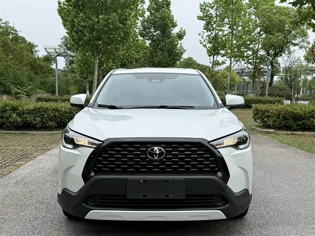 Toyota Corolla Cross 2023 2.0L Elite Edition фото 9