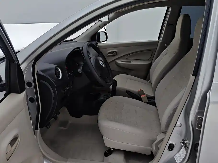 Venucia R30 2016 2014 1.2L Manual Premium