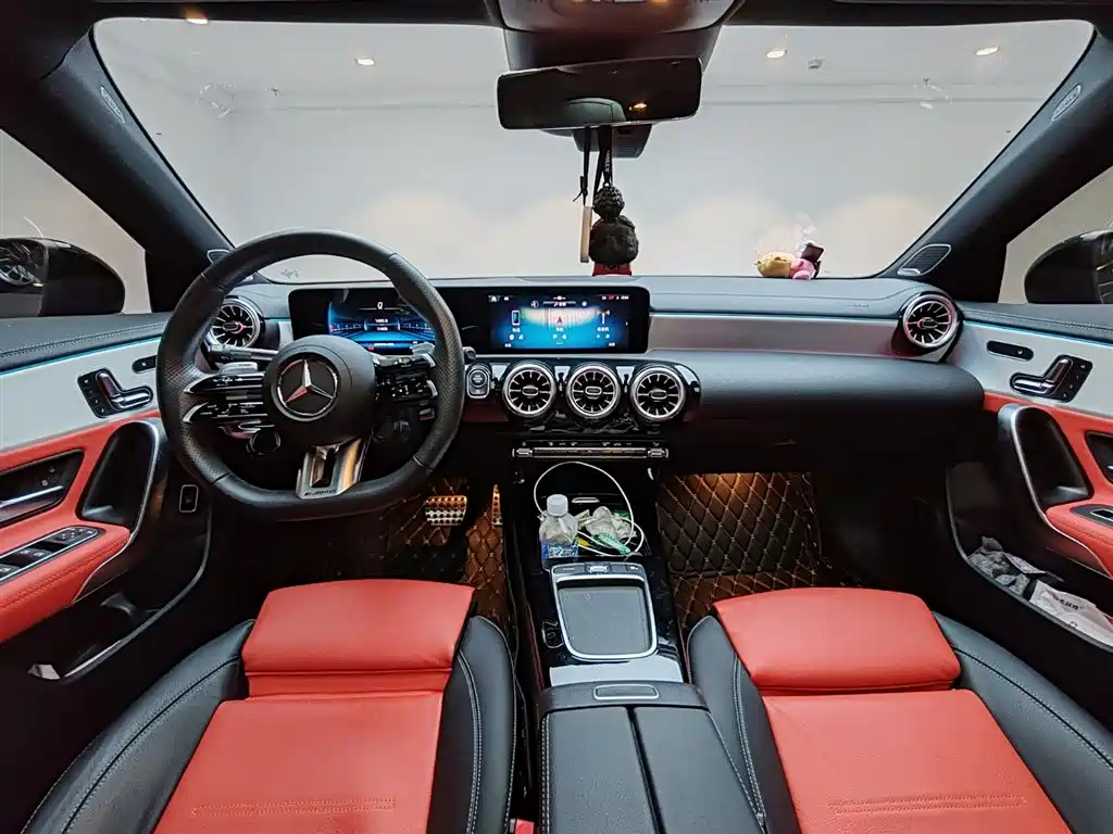 MERCEDES-BENZ CLA AMG