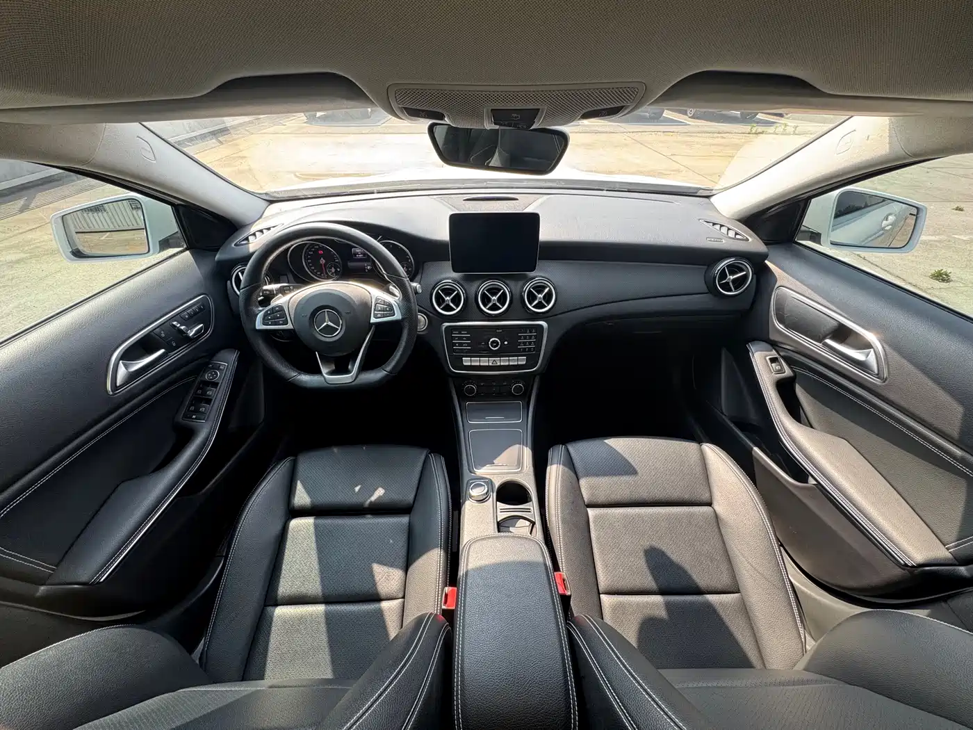 Mercedes-Benz GLA 2019 GLA 200 Dynamic фото 12
