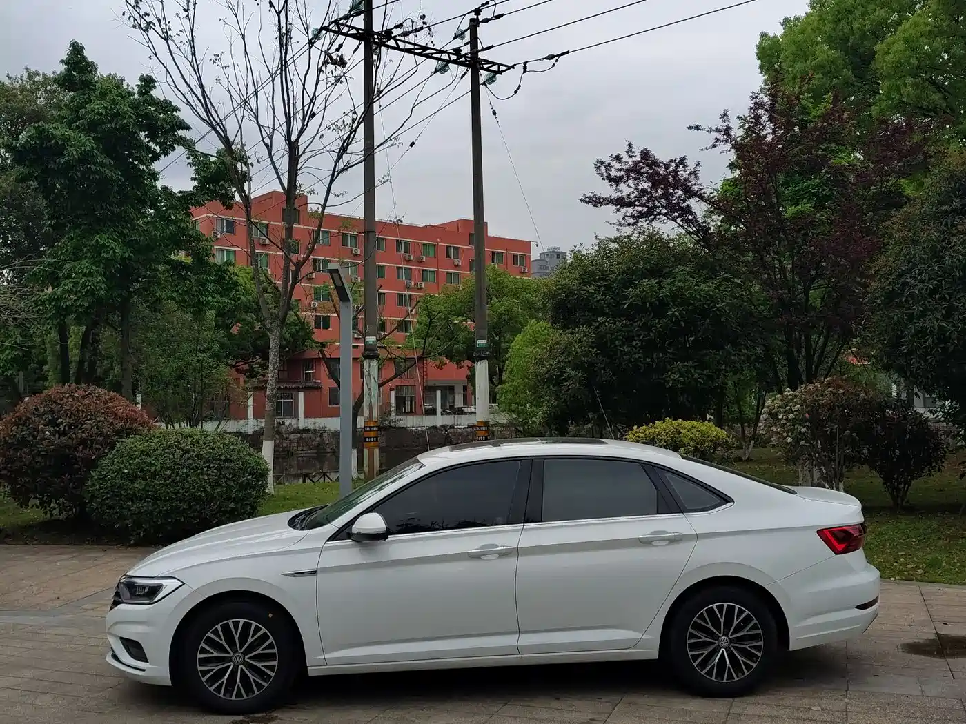 Volkswagen Sagitar 2021 280TSI DSG Comfort Smart Connect Edition фото 4