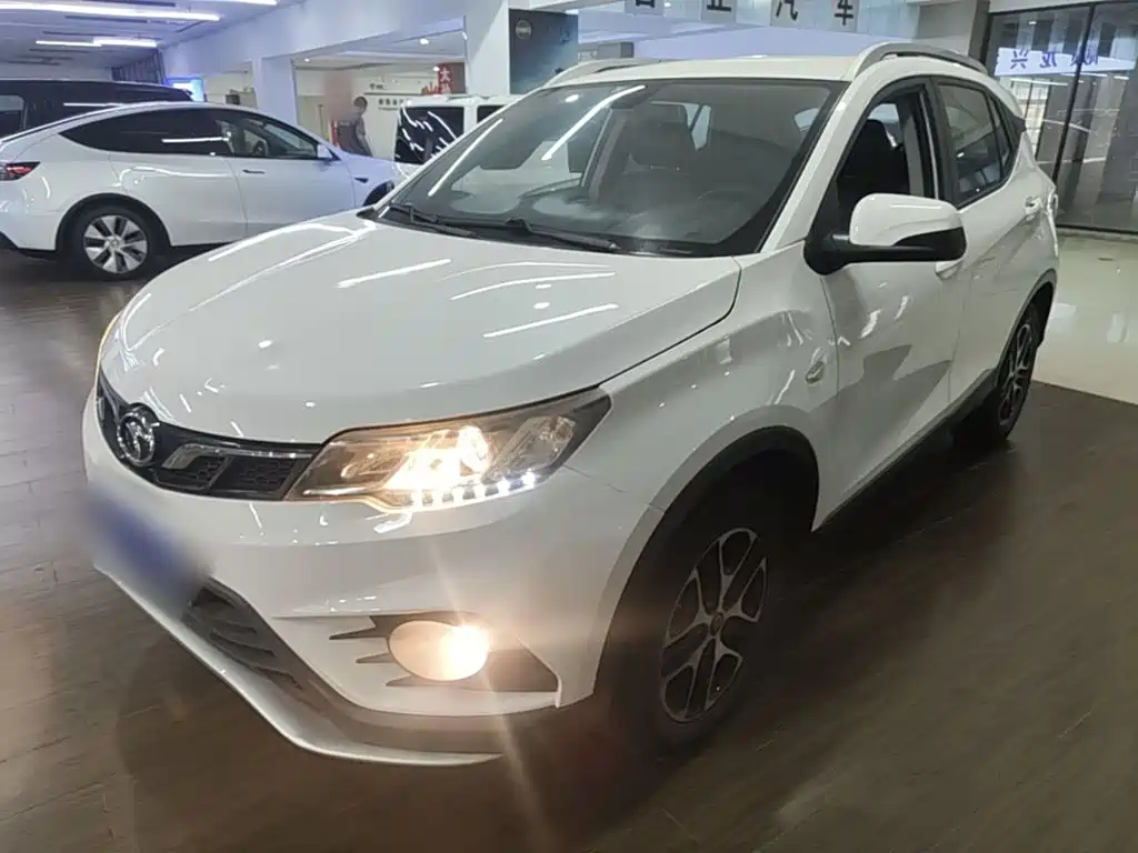 Soueast DX3 2017 2016 1.5T CVT Luxury